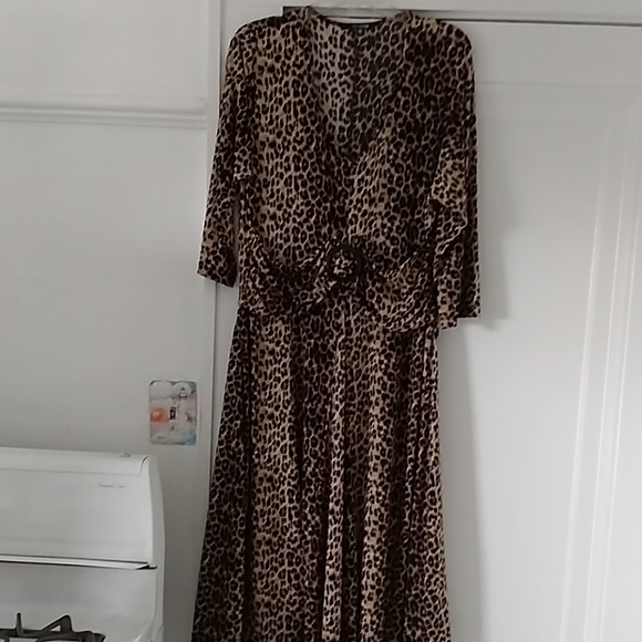 NIC&DOM Dresses & Skirts - NIC&DOM Dress